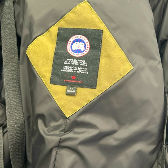 Canada Goose Logo Patch Hooded Parka Coat - Picture 1 of 4
